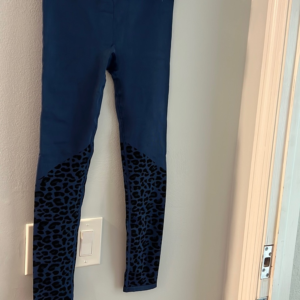 Fabletics leggings size small